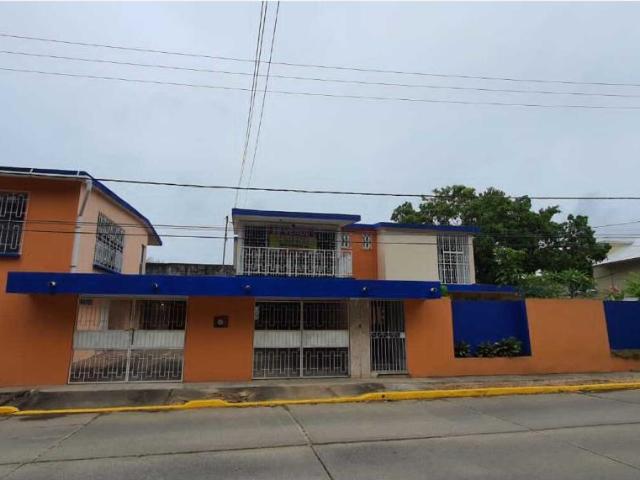 Casa en venta en Col. 18 de marzo, Minatitlán