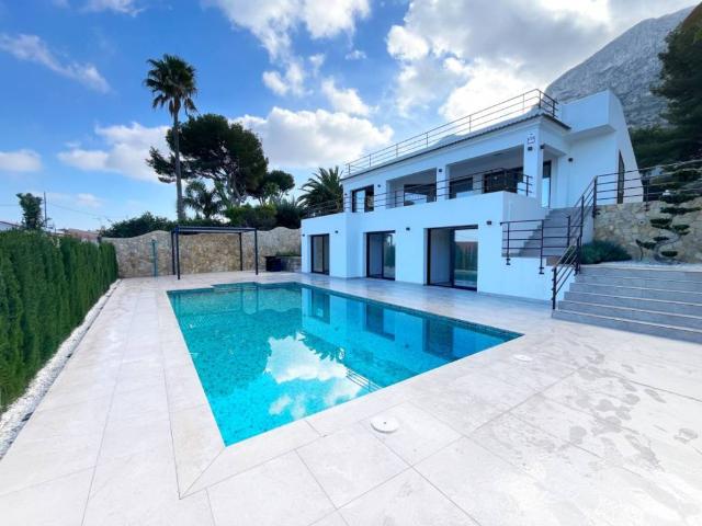 Casa en venta en Dénia