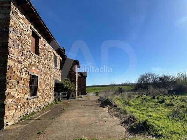 Casa en venta en Destriana, Castilla y León