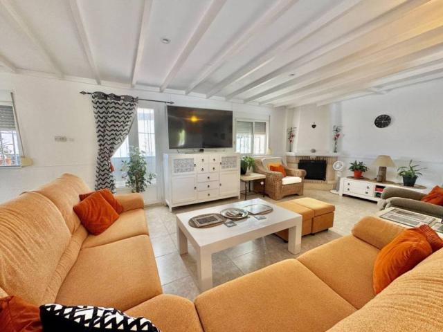 Casa en venta en Dolores, Alacant / Alicante