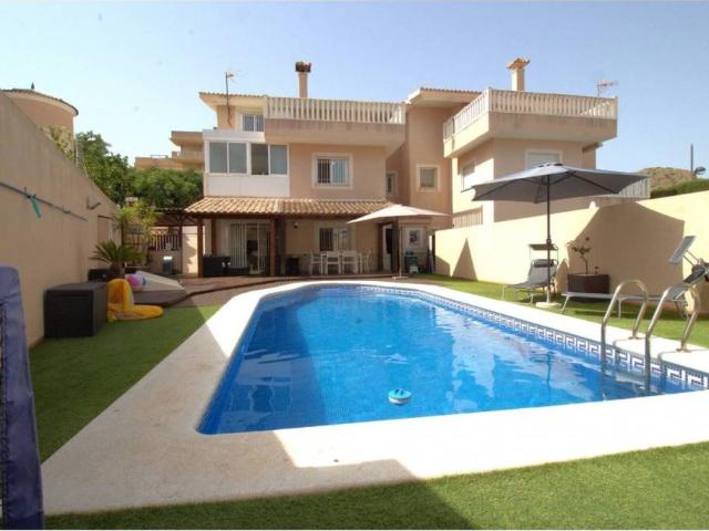 Casa en venta en Dolores, Alacant / Alicante