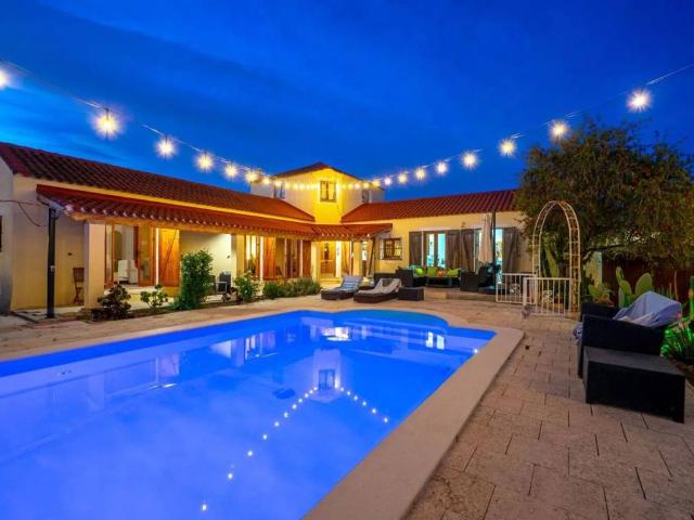 Casa en venta en Dolores, La Florida