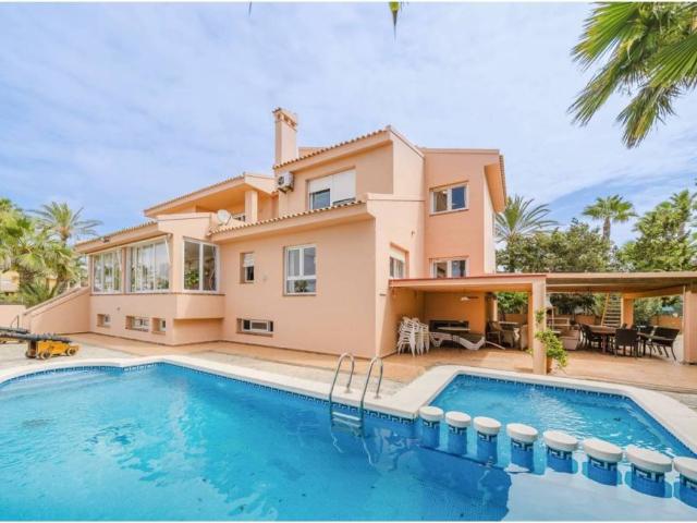Casa en venta en Dolores, Alacant / Alicante