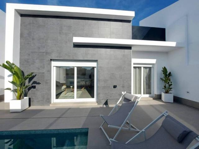 Casa en venta en Dolores, Alacant / Alicante