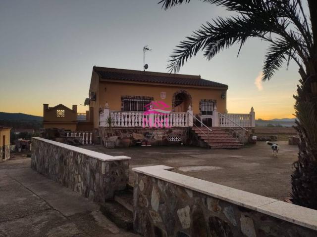 Casa en venta en Don Álvaro, Extremadura