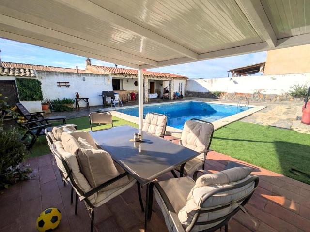 Casa en venta en Don Álvaro, Extremadura