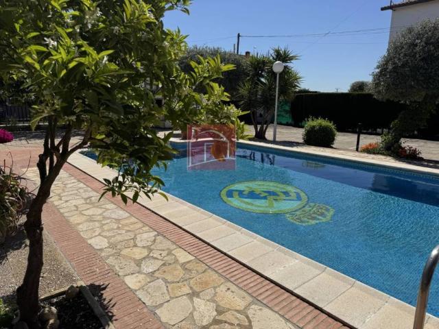 Casa en venta en Don Benito, Extremadura