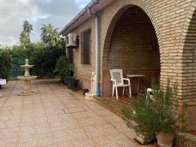 Casa en venta en Dos Hermanas, Andalucía