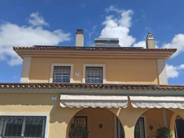 Casa en venta en Dos Hermanas, Andalucía