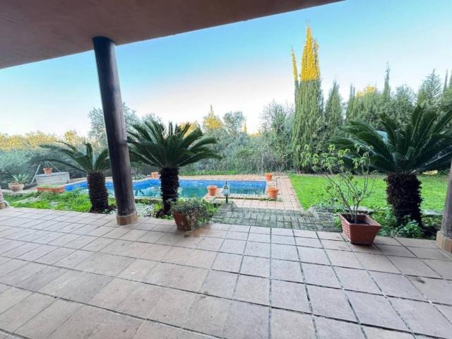 Casa en venta en Dos Hermanas, Andalucía