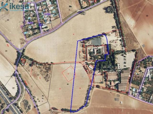 Casa en venta en Dos Hermanas, Andalucía