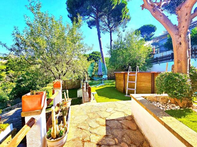 Casa en venta en Can Massuet del Far i el Far, Maresme