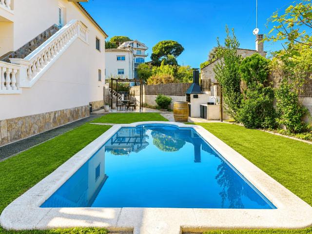 Casa en venta en Can Massuet del Far i el Far, Maresme