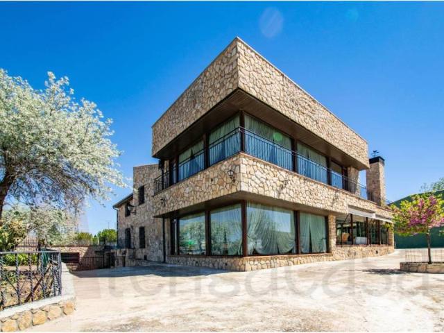 Casa en venta en Driebes, Guadalajara