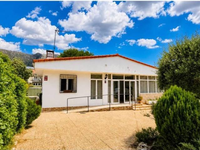 Casa en venta en El Boalo, Madrid