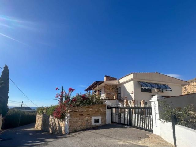 Casa en venta en El Campello, Valencia