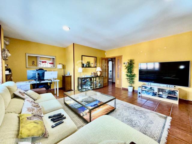 Casa en venta en El Casar, Las Colinas