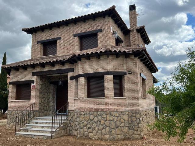 Casa en venta en El Casar, Guadalajara