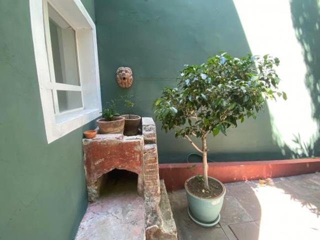 CASA EN VENTA EN EL CENTRO HISTORICO LA CORREGIDORA 4
