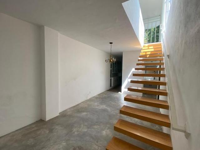 CASA EN VENTA EN EL CENTRO HISTORICO LA CORREGIDORA 4