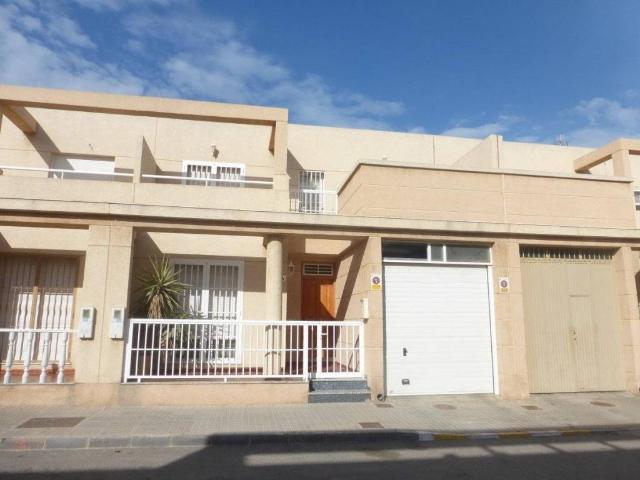 Casa en venta en El Ejido, Andalucía