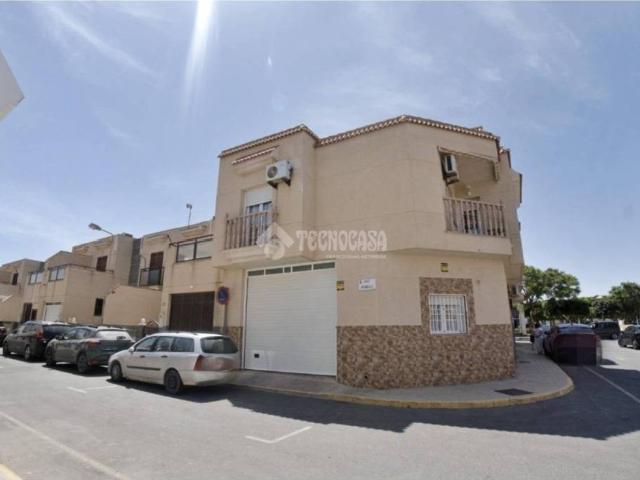 Casa en venta en El Ejido, Andalucía