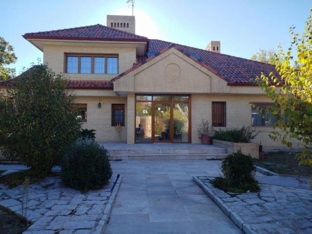 Casa en venta en El Escorial, Madrid