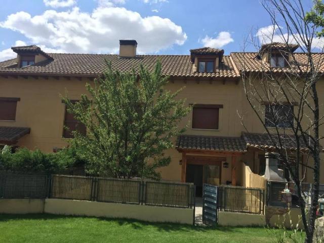 Casa en venta en El Espinar, Segovia