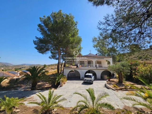 Casa en venta en el Fondó de les Neus / Hondón de las Nieves, Alacant / Alicante