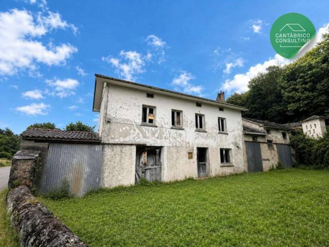 Casa en venta en El Franco, Asturias