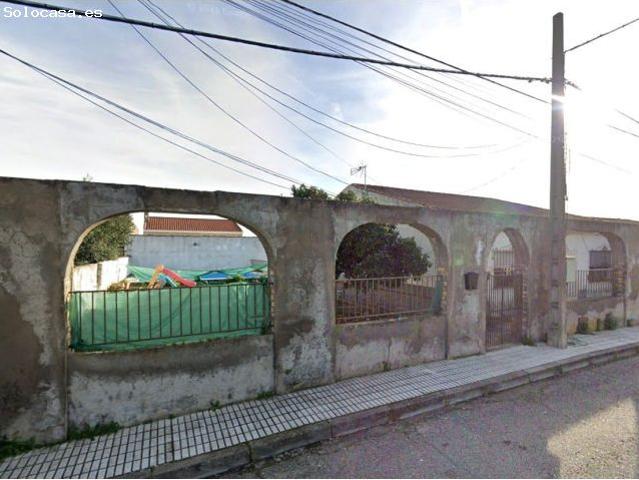 Casa en venta en El Garrobo, Sevilla