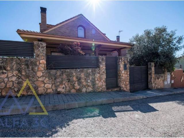 Casa en venta en El Molar, Madrid
