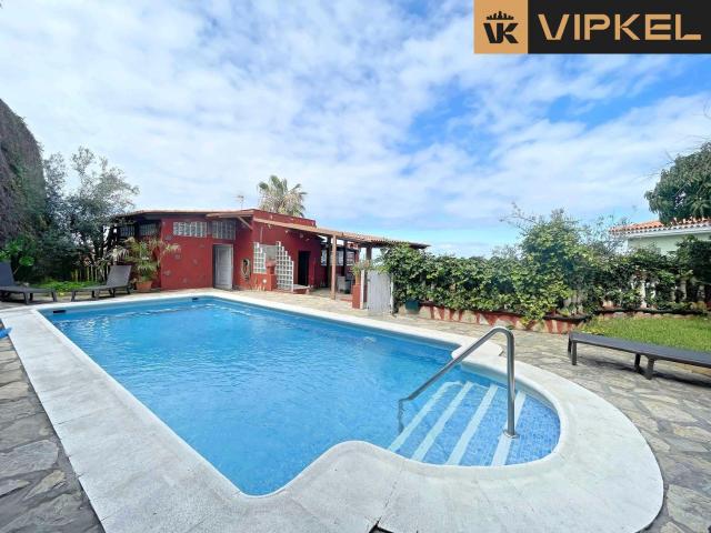 Casa en venta en Tenerife, Urbanización Jardín Zamoga