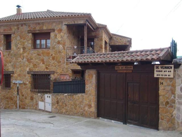Casa en venta en El Tiemblo, Ávila