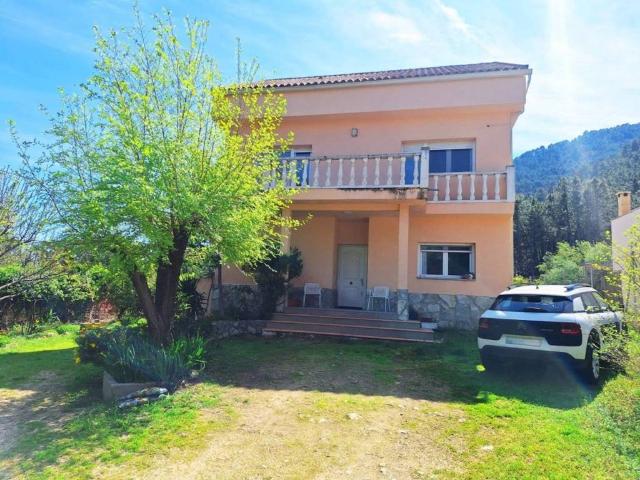Casa en venta en El Tiemblo, Castilla y León