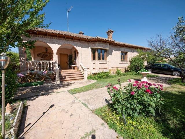 Casa en venta en El Viso De San Juan, Urbanización la Zarzilla
