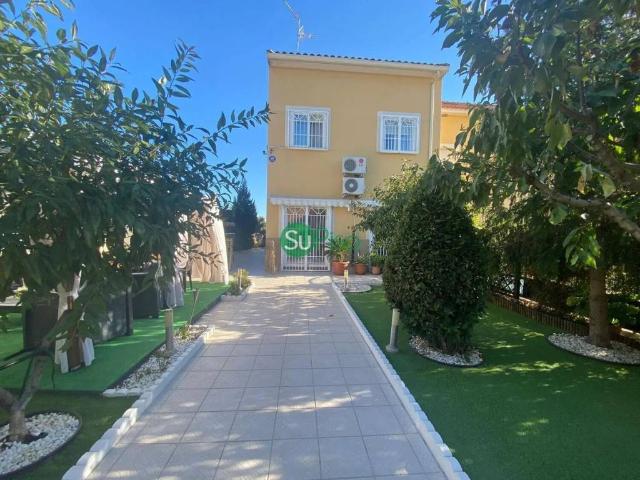 Casa en venta en El Viso De San Juan
