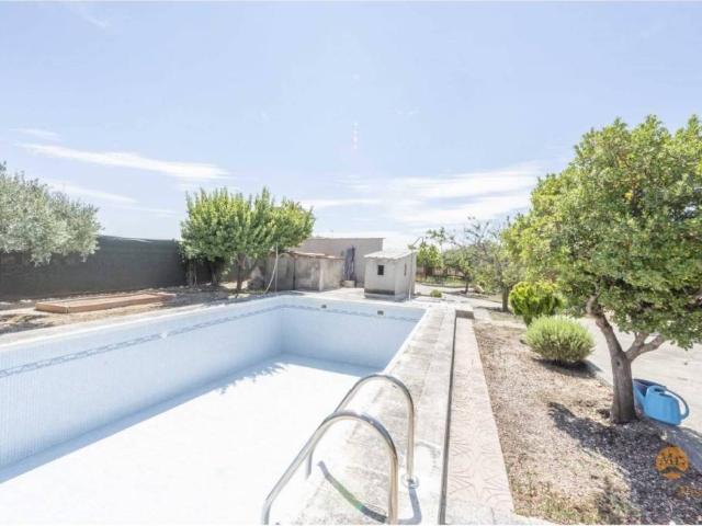 Casa en venta en El Viso De San Juan