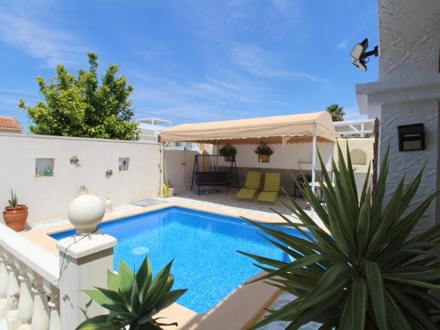 Casa en venta en Elche, Valencia