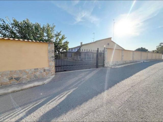 Casa en venta en el Baix Vinalopó, Valencia