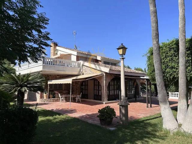 Casa en venta en el Baix Vinalopó, Valencia