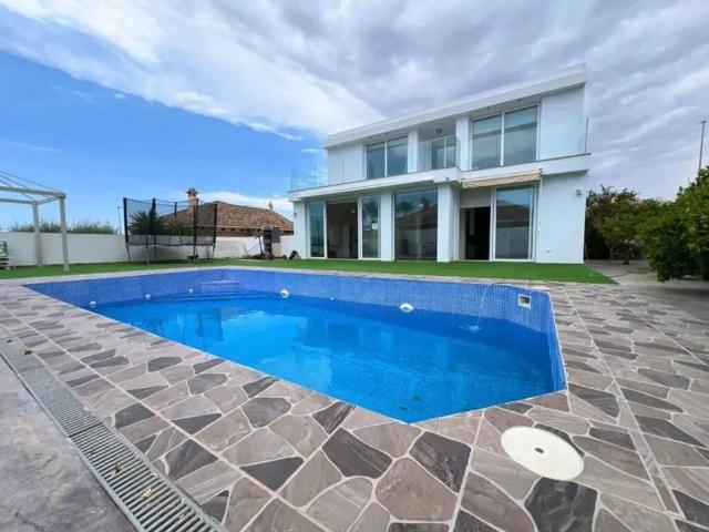 Casa en venta en Elche