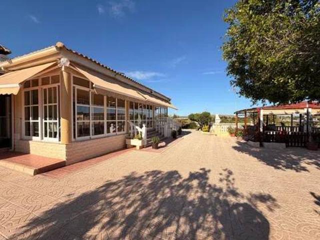 Casa en venta en Altabix, el Baix Vinalopó