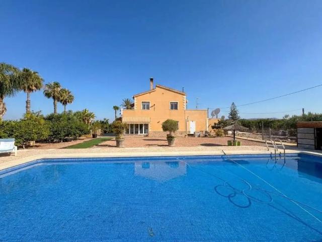 Casa en venta en el Baix Vinalopó, Valencia