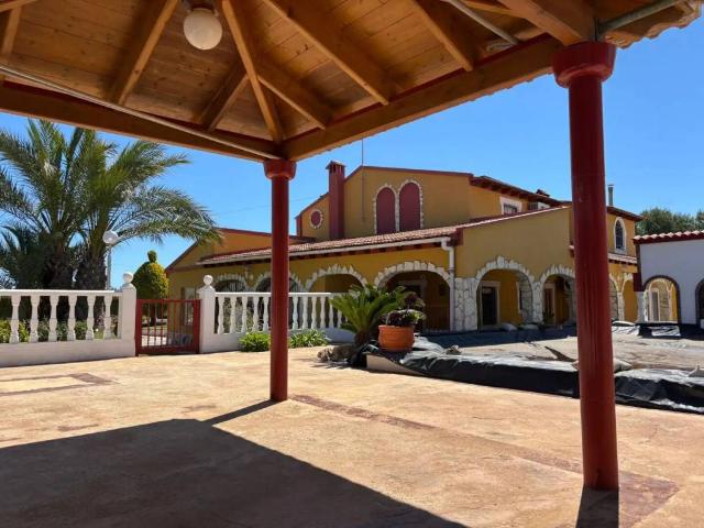 Casa en venta en Camp de Futbol, Elx / Elche