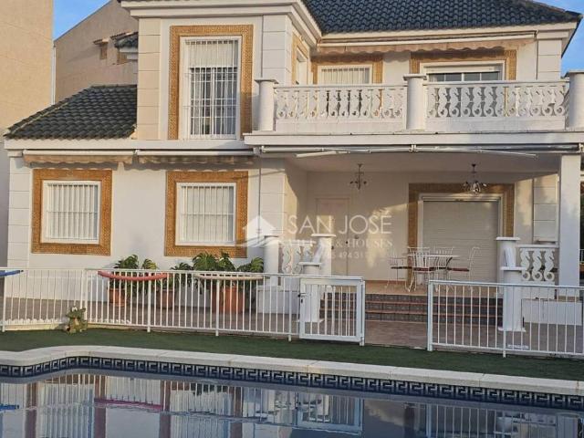 Casa en venta en Elche