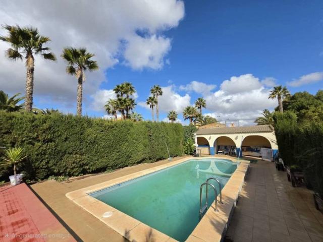 Casa en venta en el Vinalopó Mitjà / El Vinalopó Medio, Valencia