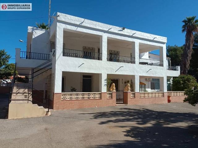 Casa en venta en el Vinalopó Mitjà / El Vinalopó Medio, Valencia