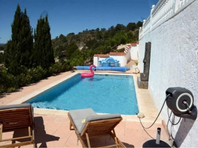 Casa en venta en el Vinalopó Mitjà / El Vinalopó Medio, Valencia