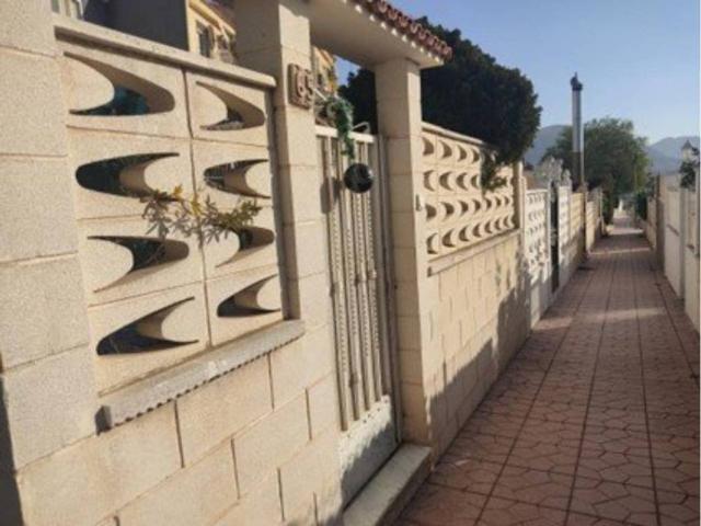 Casa en venta en La Torreta y El Monastil, el Vinalopó Mitjà / El Vinalopó Medio